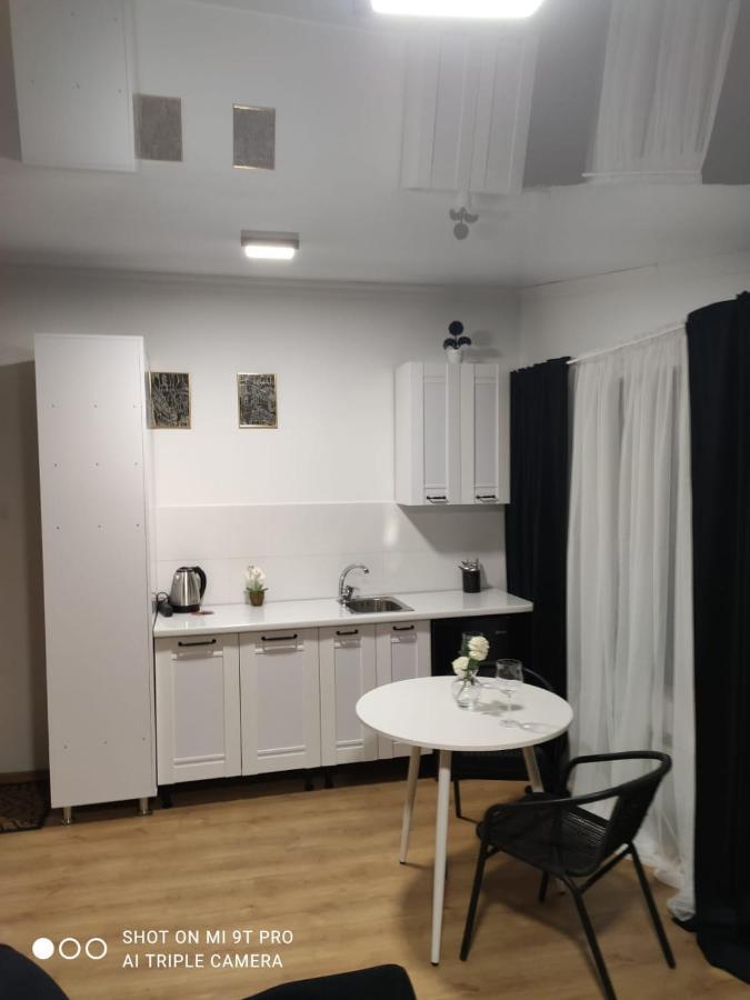 Studio In The Center City Kischinau Exterior foto