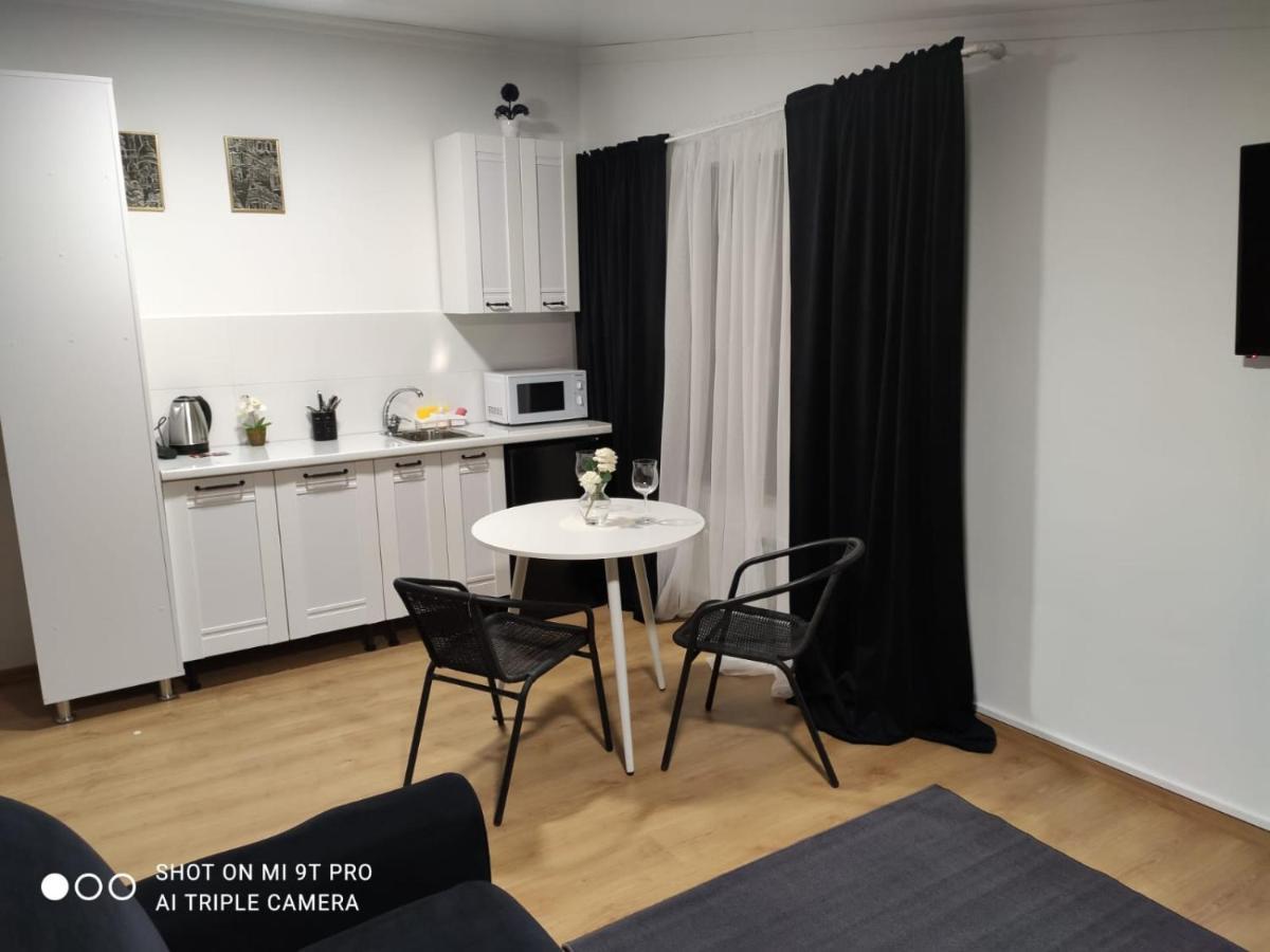 Studio In The Center City Kischinau Exterior foto